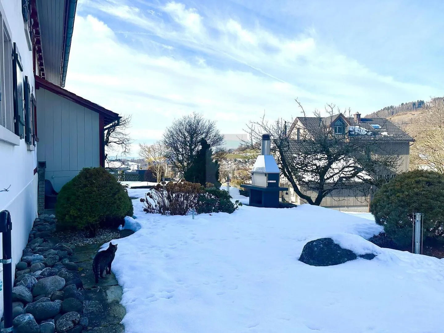 COZY, CHARMING, CLOSE TO NATURE - Photo 2 of 6