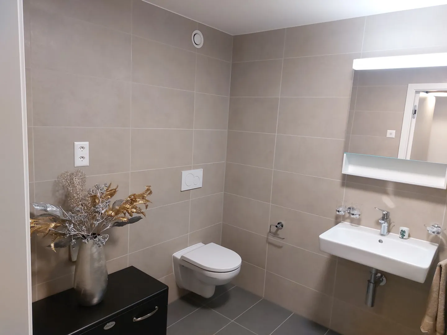 Wohnung mit 3.5 Zimmern im oberen Erdgeschoss - Photo 6 sur 7