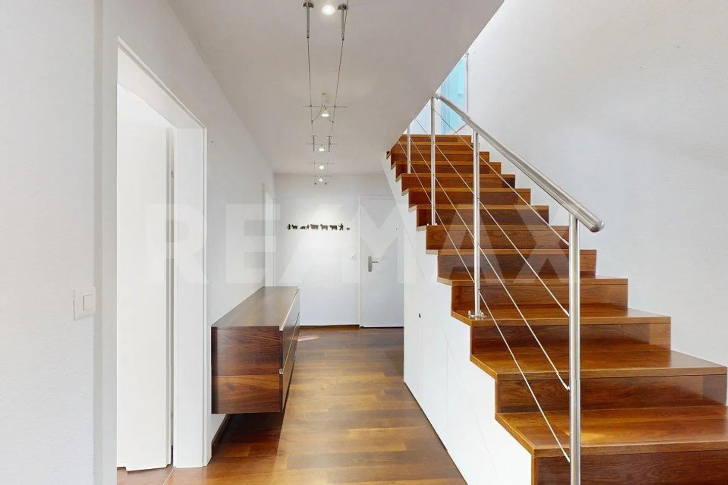 Penthouse exquis de 5,5 pièces avec vue panoramique - Photo 2 sur 13