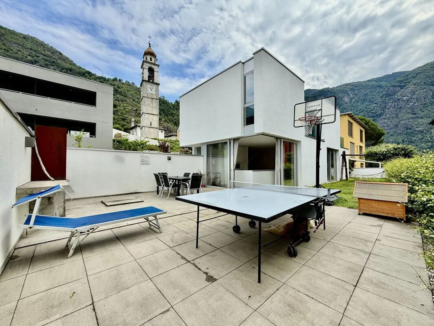 🏡 Moderna casa di design con giardino privato a Tegna | 🏡 Moderne... - Foto 1 di 6