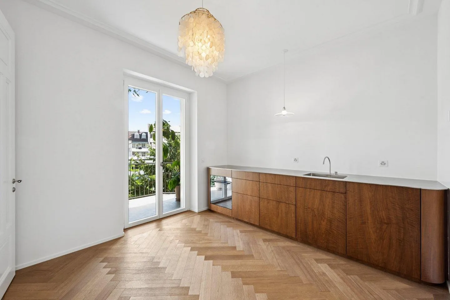 Urban. High quality. Timeless. – Modern apartments on the 1st floor in a renovated townhouse (first occupancy) - Photo 3 of 13