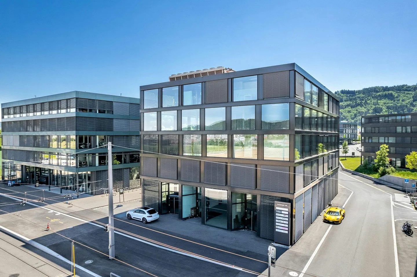Modern office/practice spaces in a central location - Photo 1 of 4