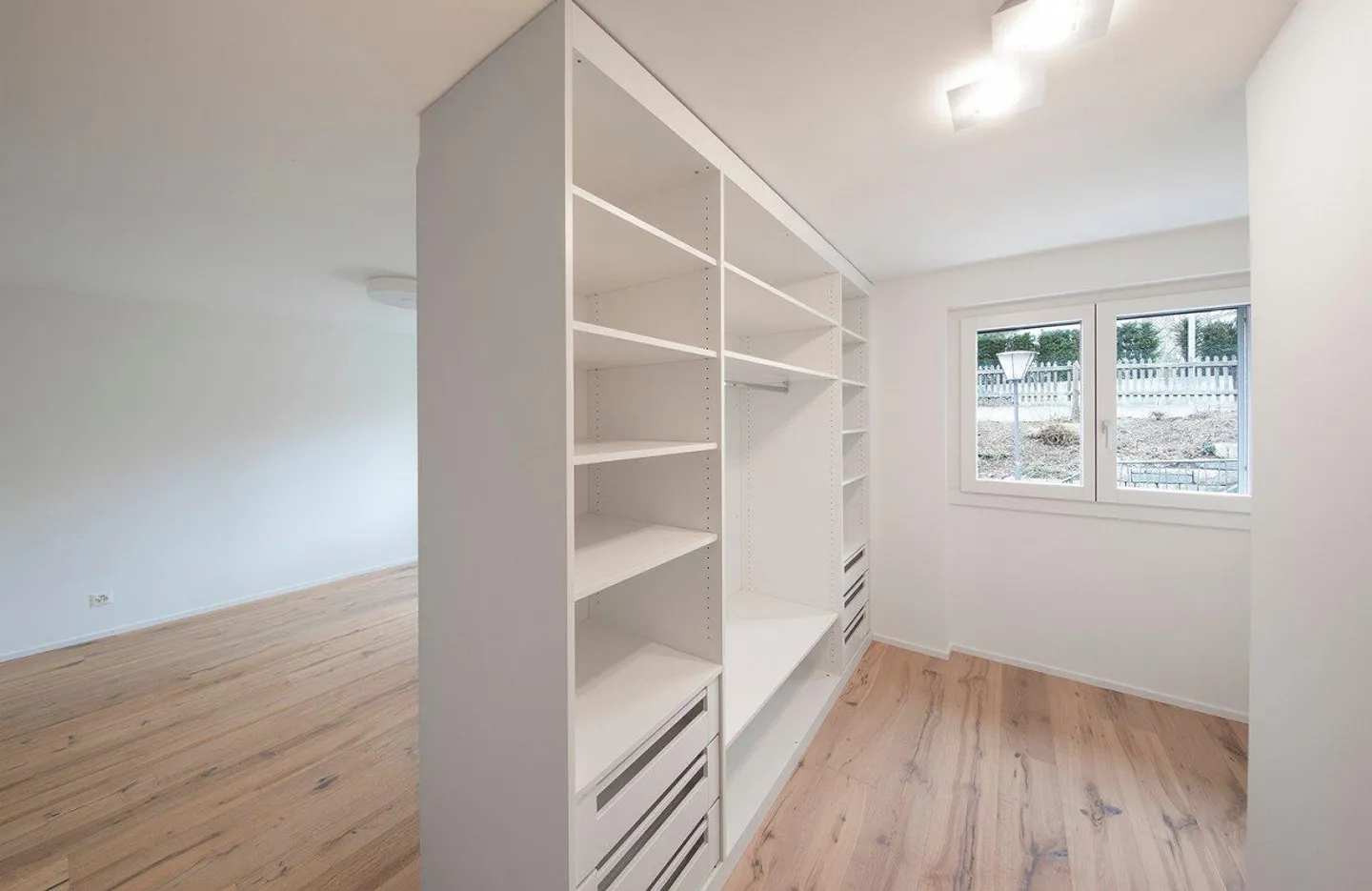 Urban. High quality. Timeless. – Modern apartments on the 1st floor in a renovated townhouse (first occupancy) - Photo 13 of 13