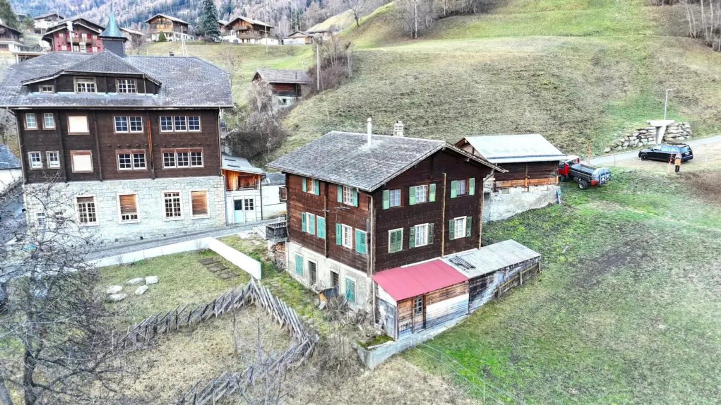 «Heimelig wohnen zwischen Bergen und Tradition» - Foto 1 von 10