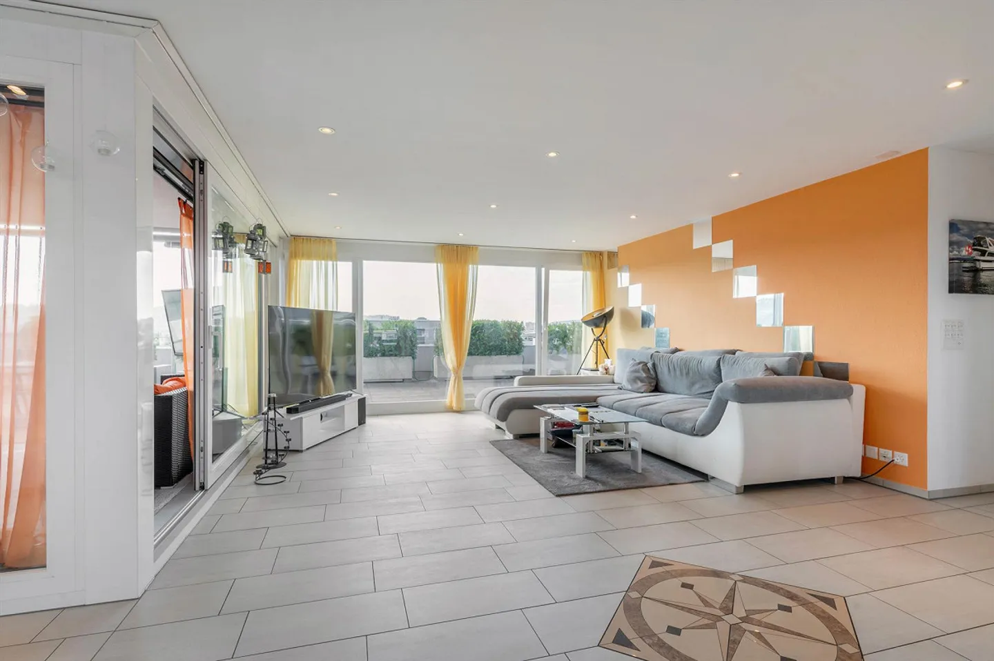 Appartamento attico da 4,5 stanze con terrazza panoramica - Foto 4 di 7