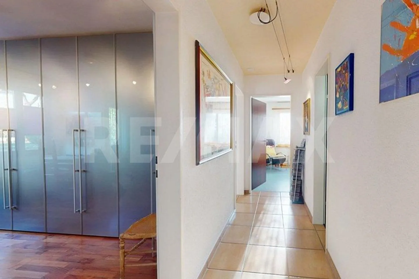 Bright 5.5-room apartment with generous outdoor area and high-quality finish - Photo 12 of 13