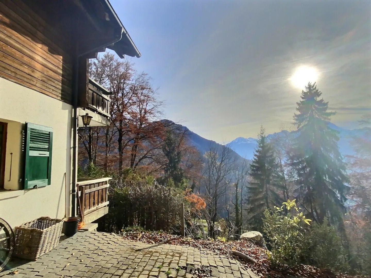 Chalet individuel 4.5 pièces dans un écrin de verdure - Foto 2 di 18