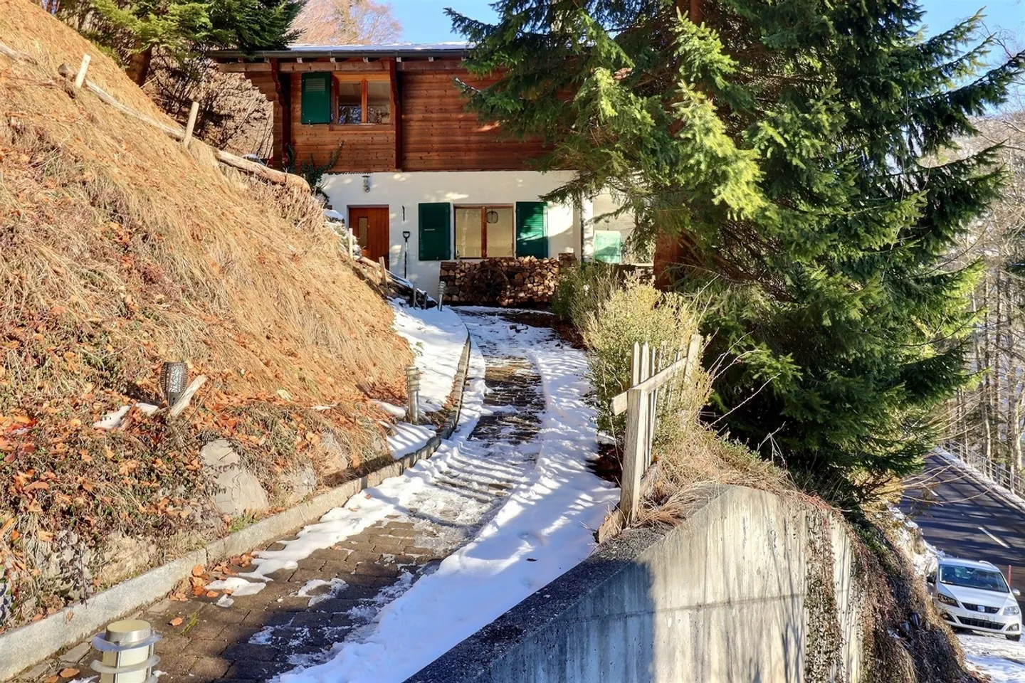 Chalet individuel 4.5 pièces dans un écrin de verdure - Foto 14 di 18