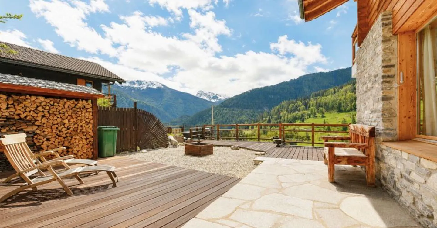 Exceptional chalet with wellness area and panoramic view with large apartment - Photo 8 of 11