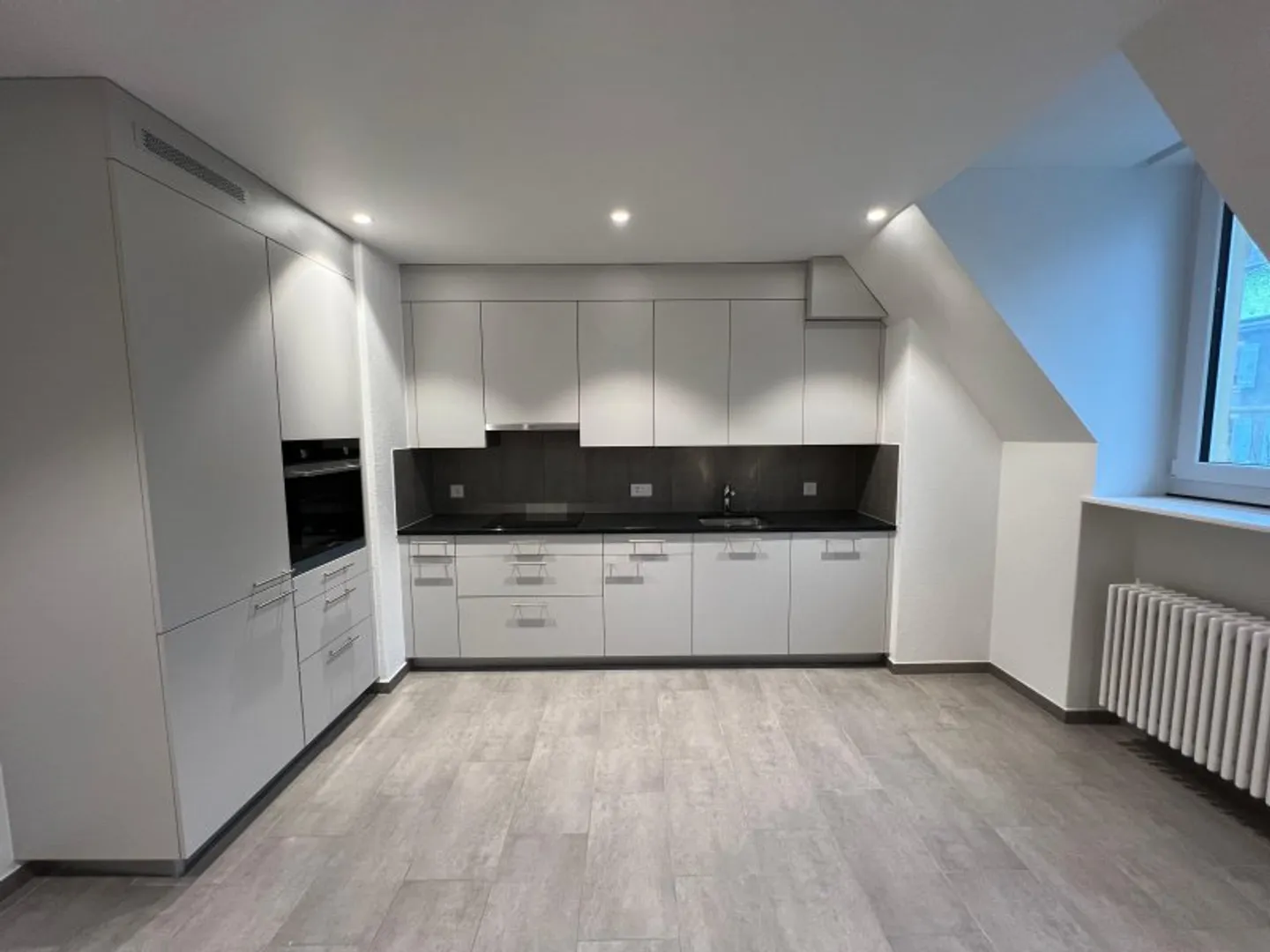 00231 - Apartment 2 Rooms - Rue de L'Evole 19 - NEUCHATEL - Photo 3 of 6