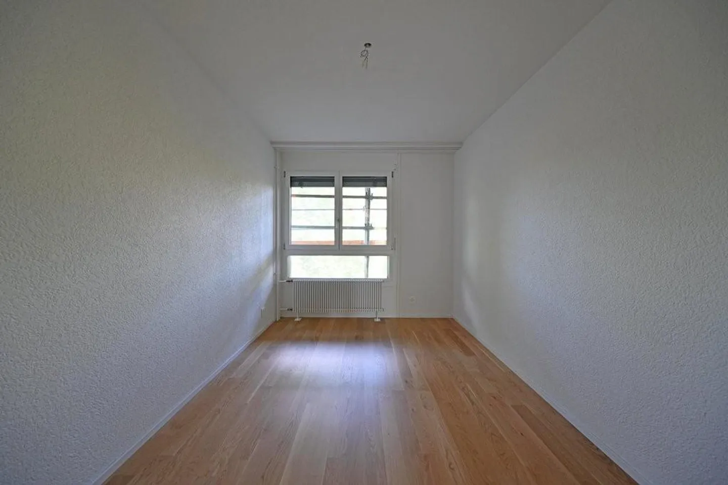 Living in the Green - Photo 6 of 10