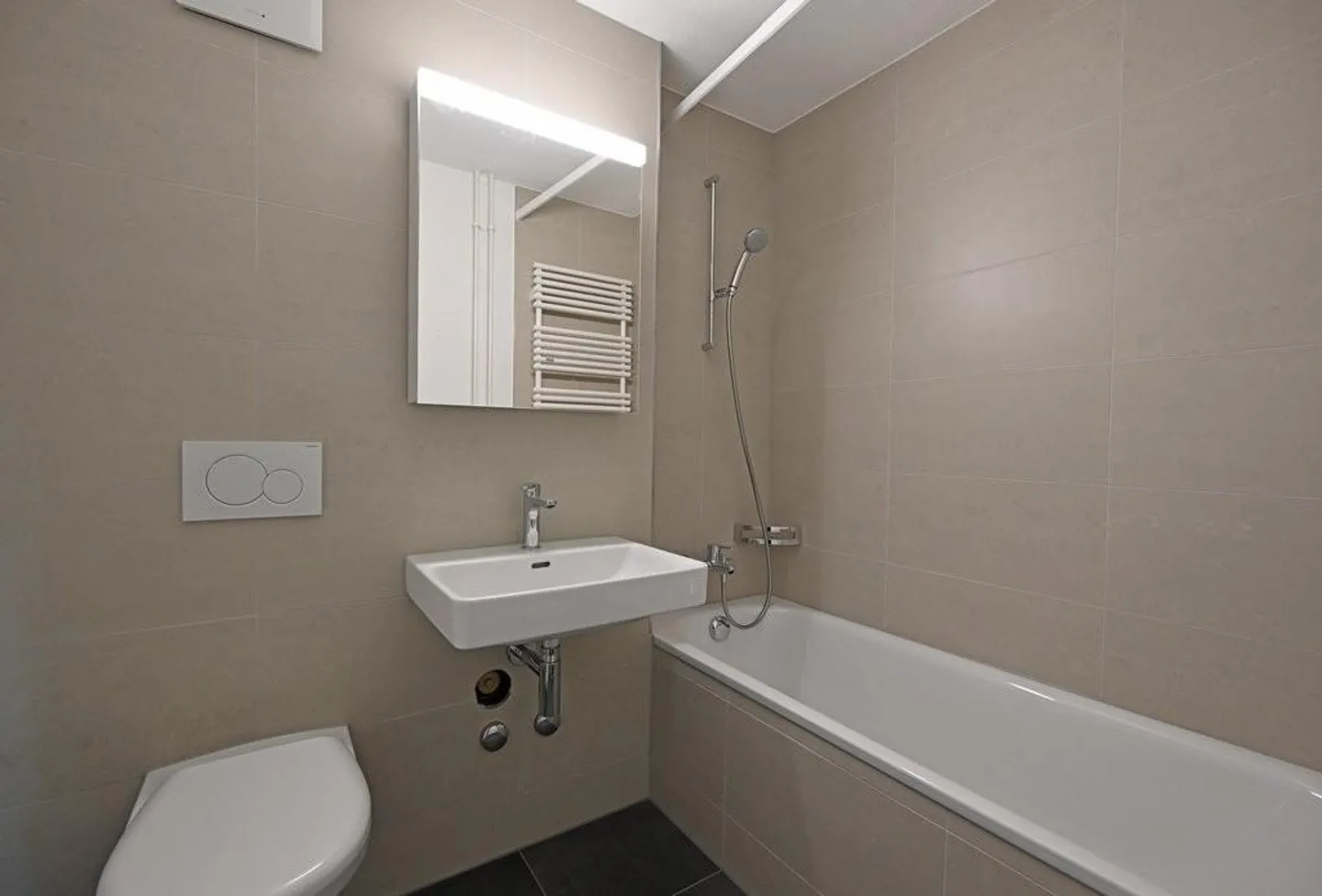 Living in the Green - Photo 8 of 10