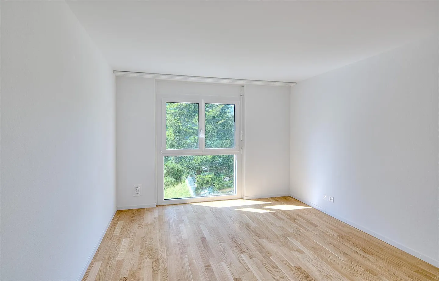 Appartamento moderno con grande balcone - Foto 4 di 5