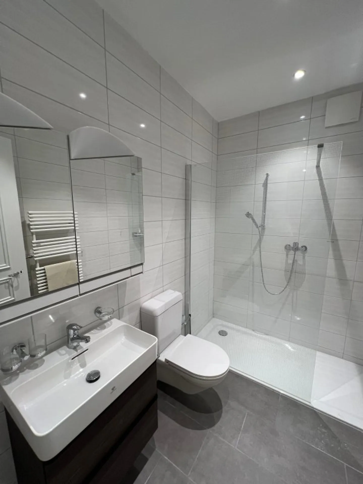 00231 - Apartment 2 Rooms - Rue de L'Evole 19 - NEUCHATEL - Photo 6 of 6