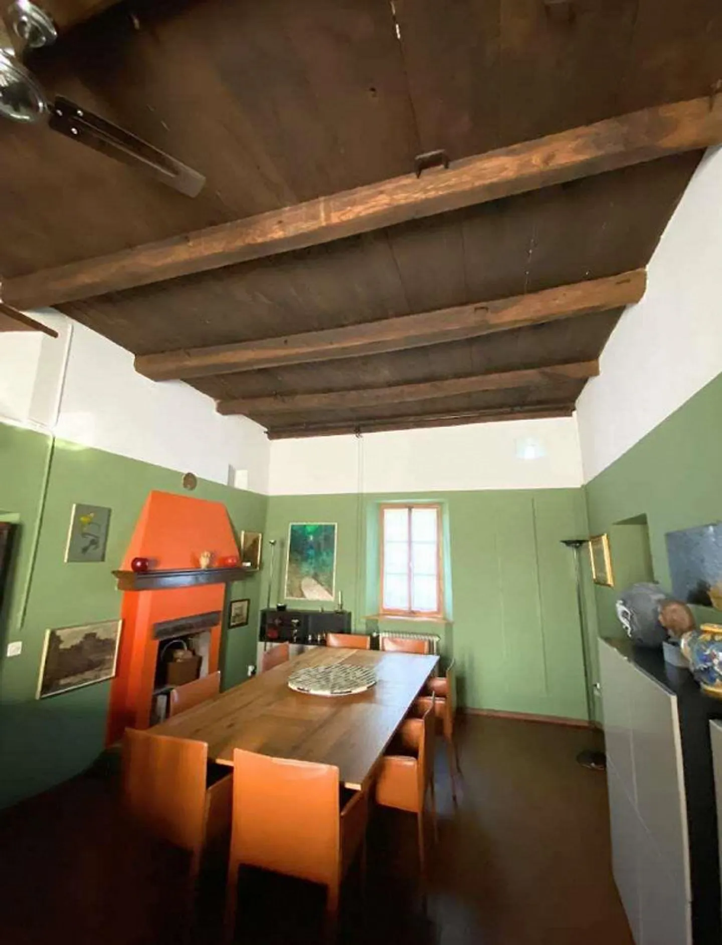 Grande casa con giardino e vista sui monti - Foto 7 di 13