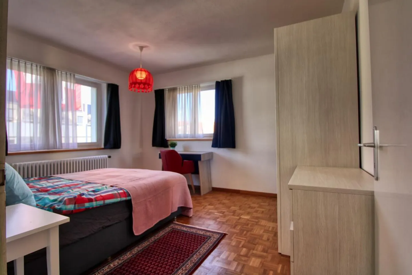 ONLINE VIEWING WG-Room - Photo 2 of 16