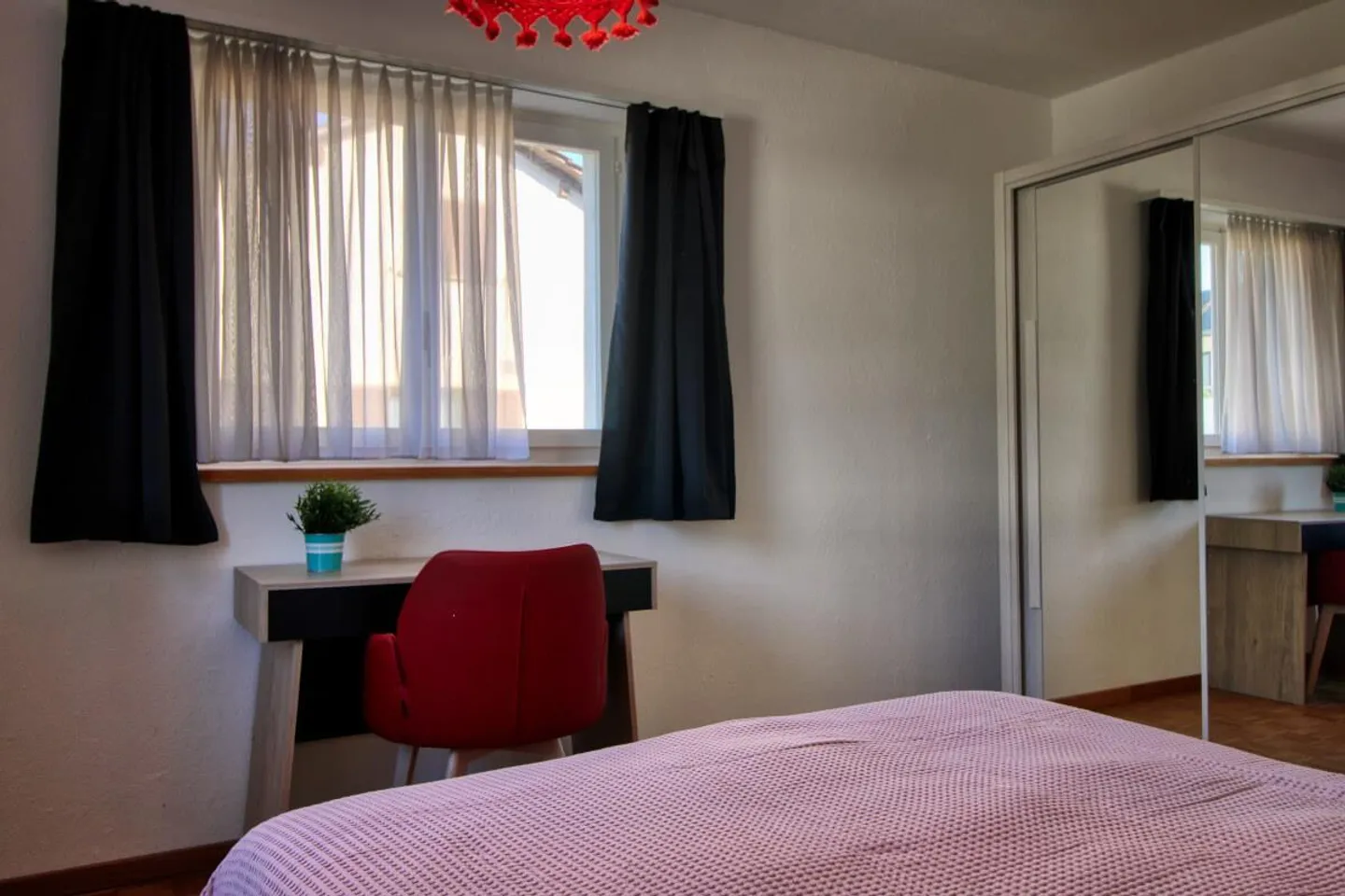 ONLINE VIEWING WG-Room - Photo 7 of 16