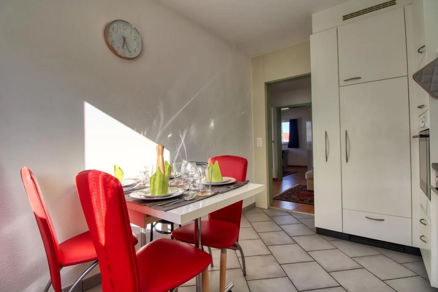 ONLINE VIEWING WG-Room - Photo 10 of 16