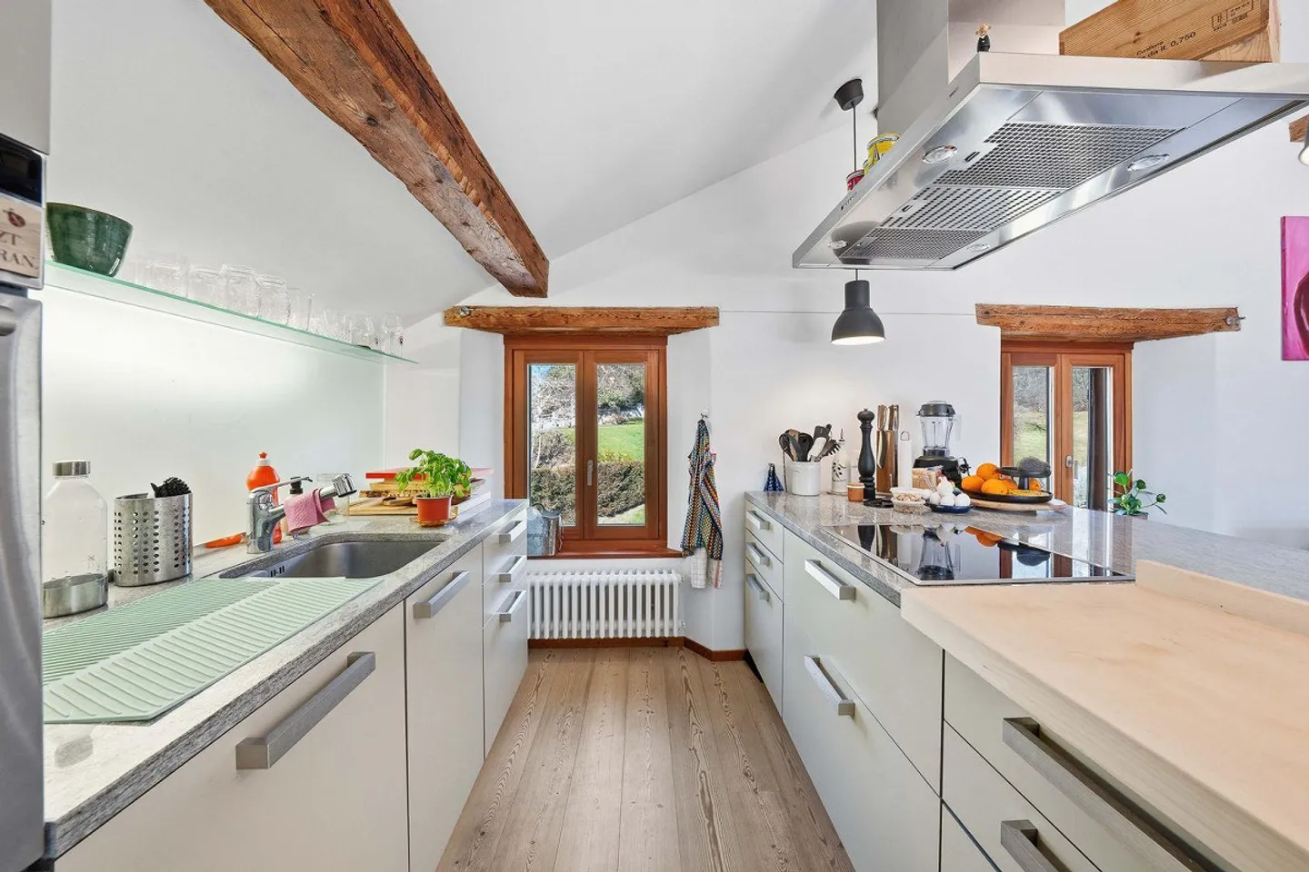 Two-family house - Photo 4 of 13