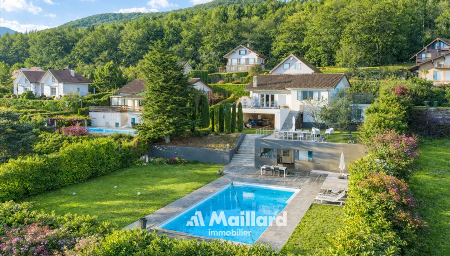 Villa d'exception avec vue panoramique - Photo 1 sur 13
