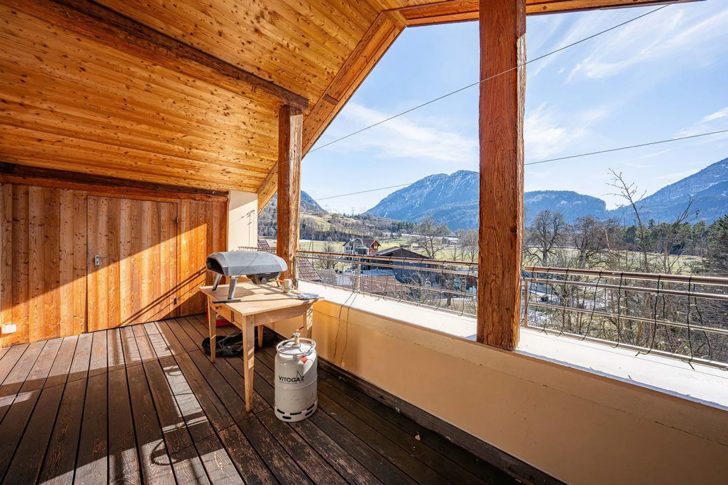 Two-family house - Photo 6 of 13