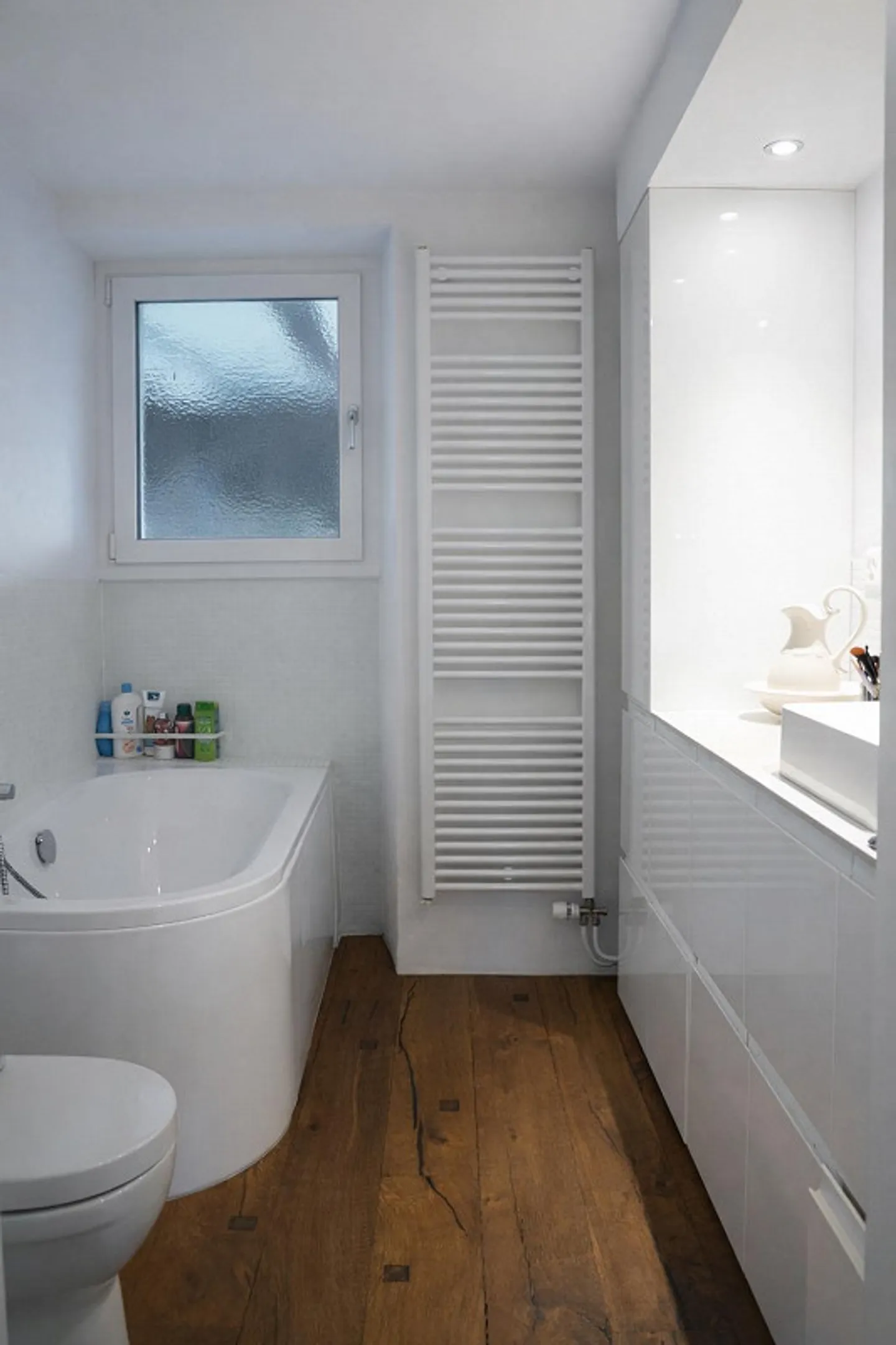 Detached house with potential for two residential units - Photo 6 of 20