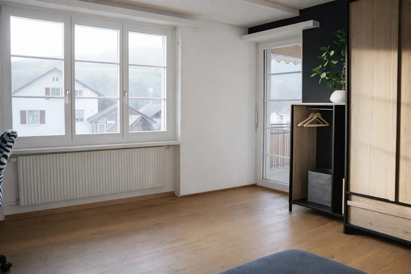 Detached house with potential for two residential units - Photo 15 of 20