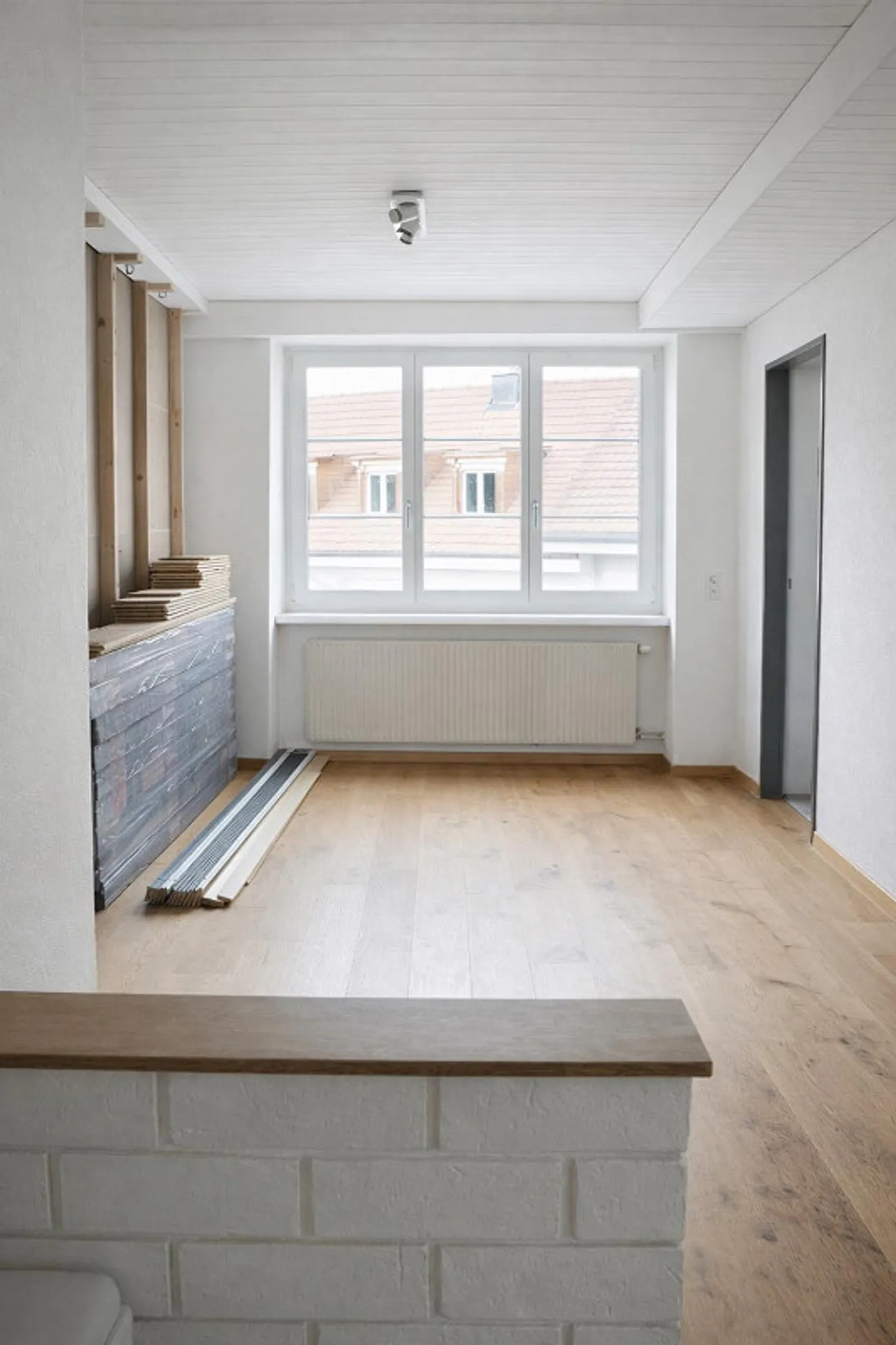 Detached house with potential for two residential units - Photo 16 of 20