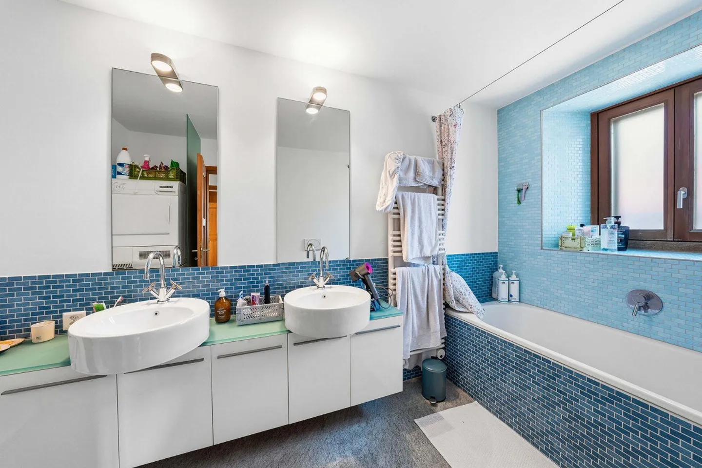 Two-family house - Photo 8 of 13