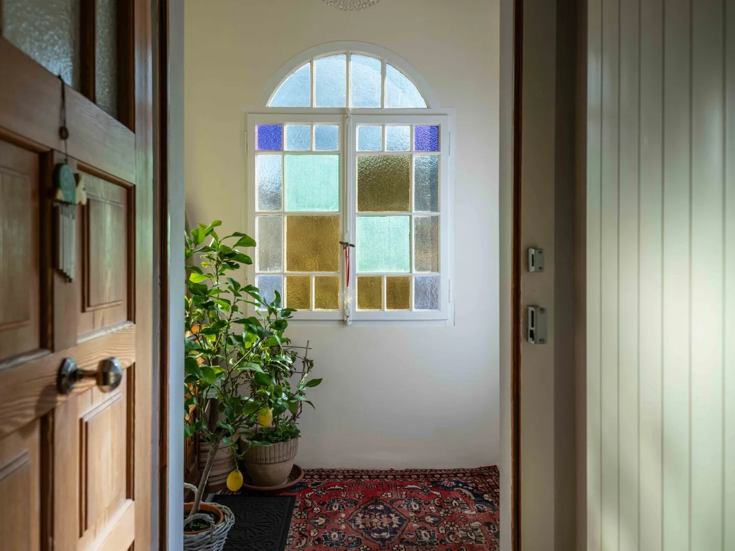 Charming Single-Family House - Photo 4 of 21