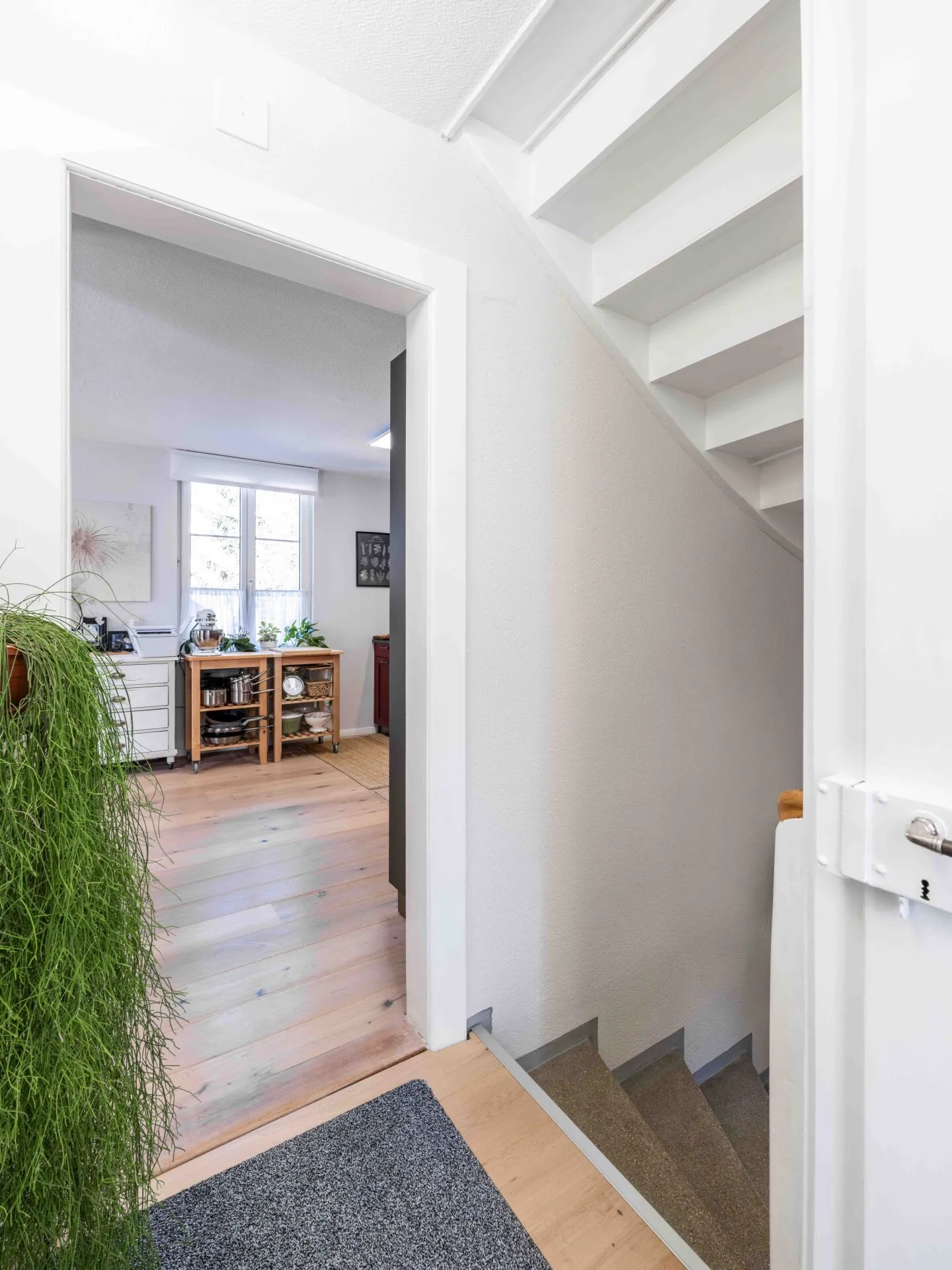 Charming Single-Family House - Photo 6 of 21