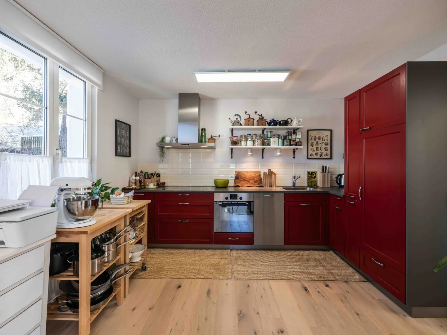 Charming Single-Family House - Photo 7 of 21
