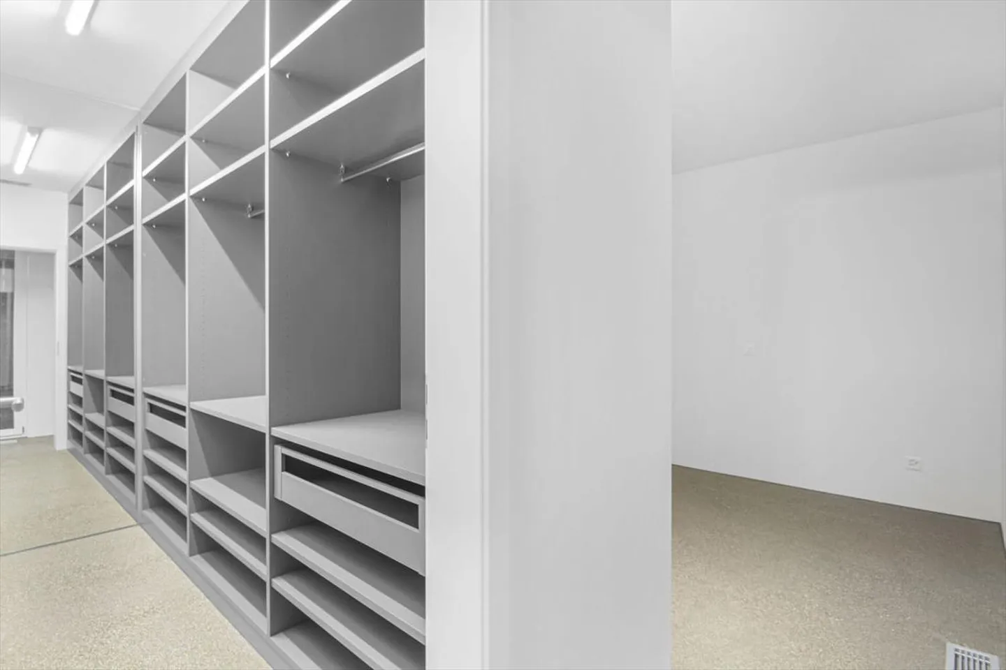 6-room apartment - Photo 10 of 13