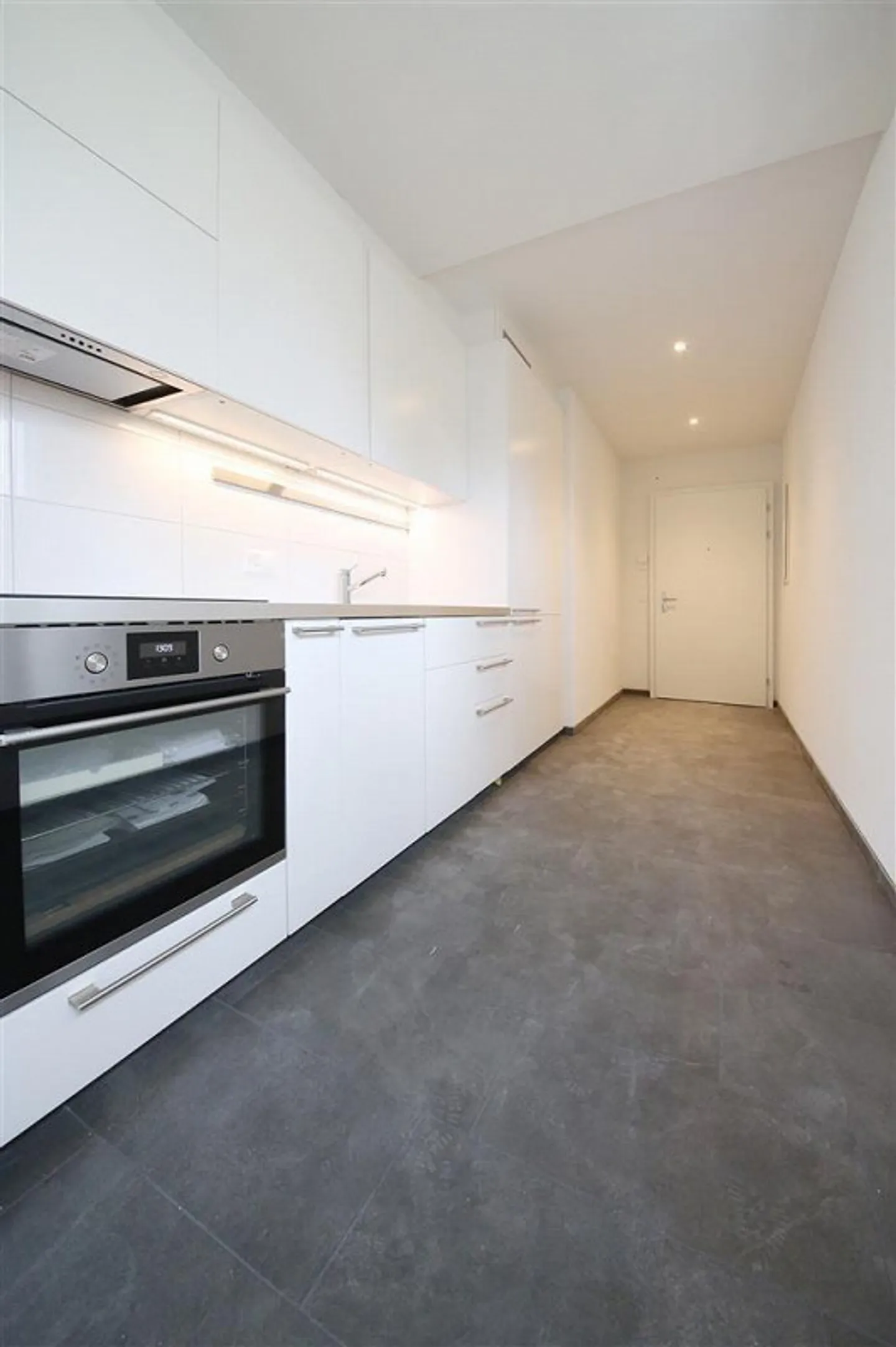 Appartement moderne dans un emplacement calme dans le quartier 6 - Photo 2 sur 5