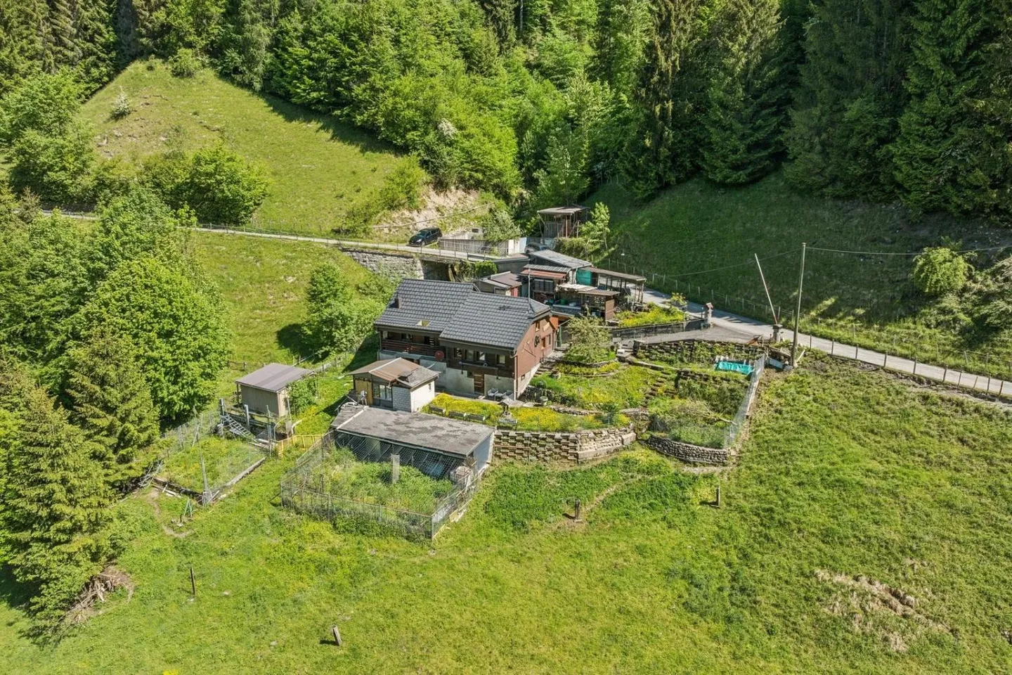 Charmantes Chalet in der Natur - Foto 1 von 12