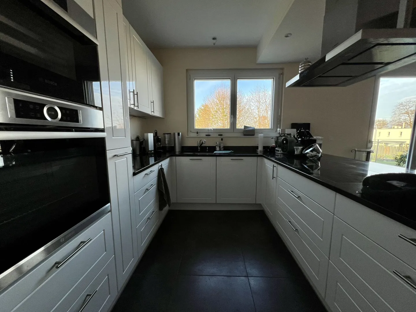 Superbe villa jumelée de 5.5 pièces à Portalban - Photo 2 of 12