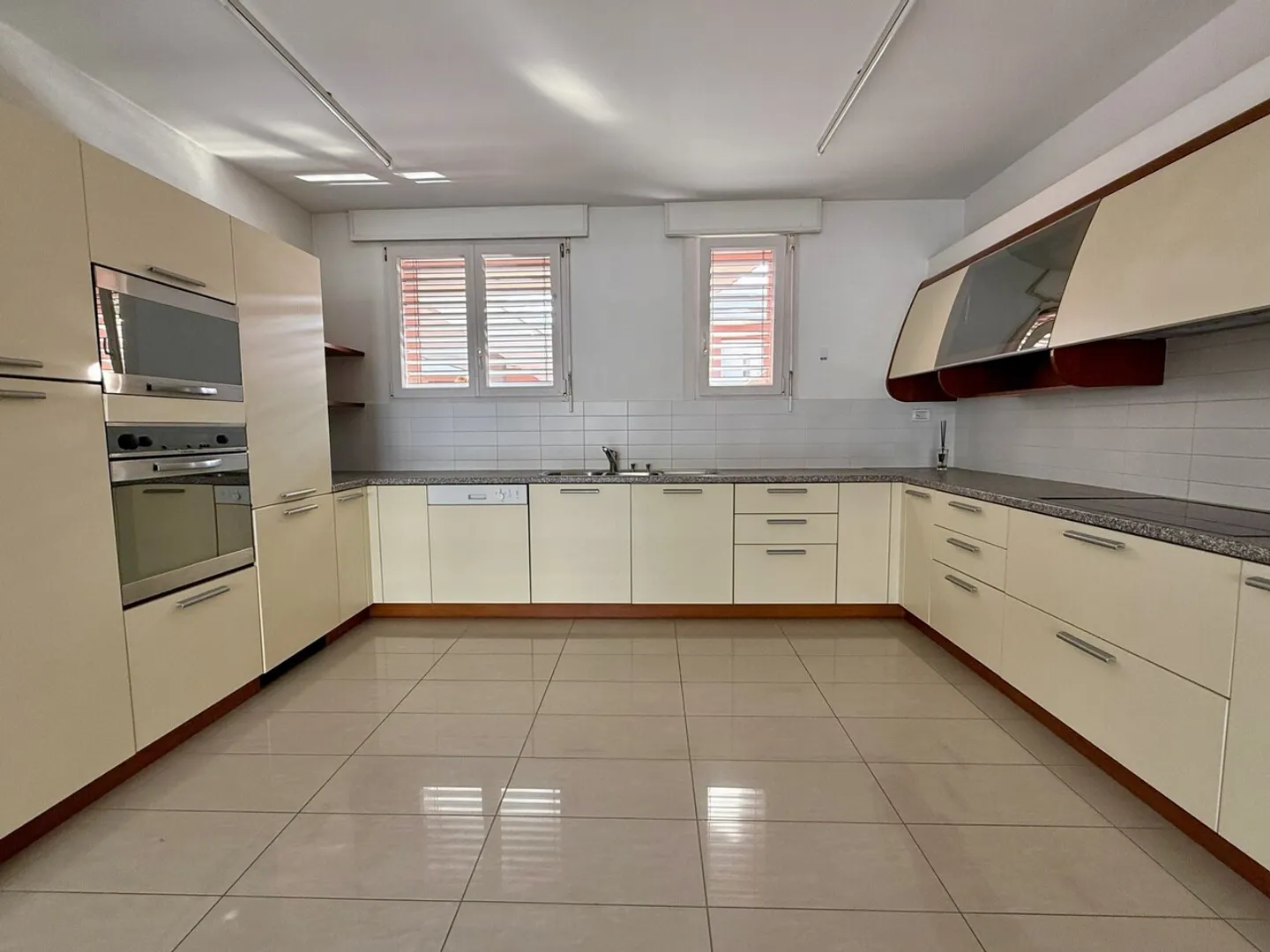 JUSQU'À 3 MOIS GRATUITS 4,5 pièces à louer à Sorengo - Photo 1 sur 9