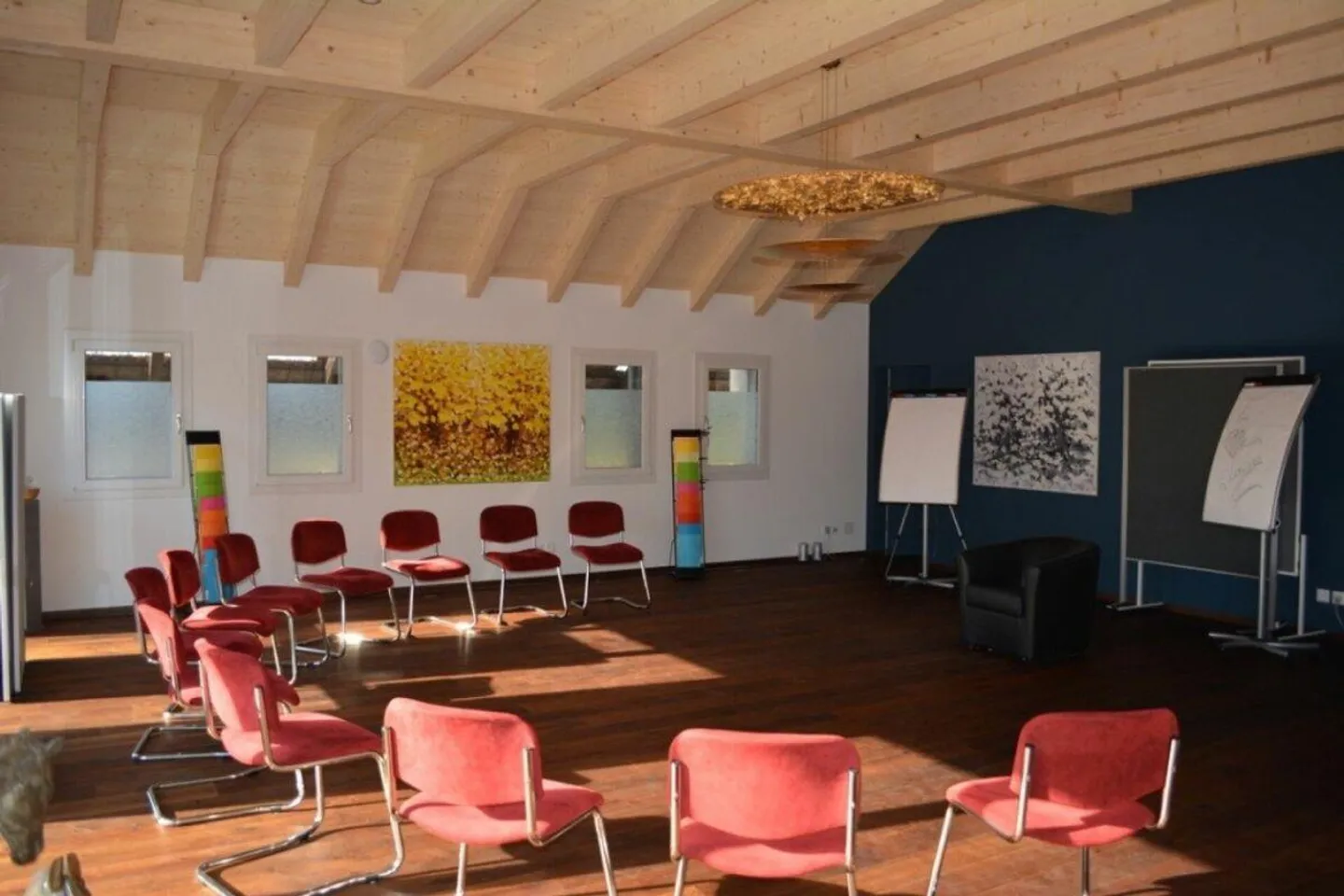 Seminar and Training Center - Queens Ranch Academy - Photo 17 of 30