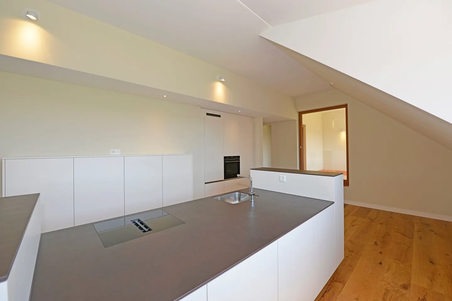 High-quality 3.5 room maisonette apartment (100m²+) in Bassersdorf - Photo 3 of 13
