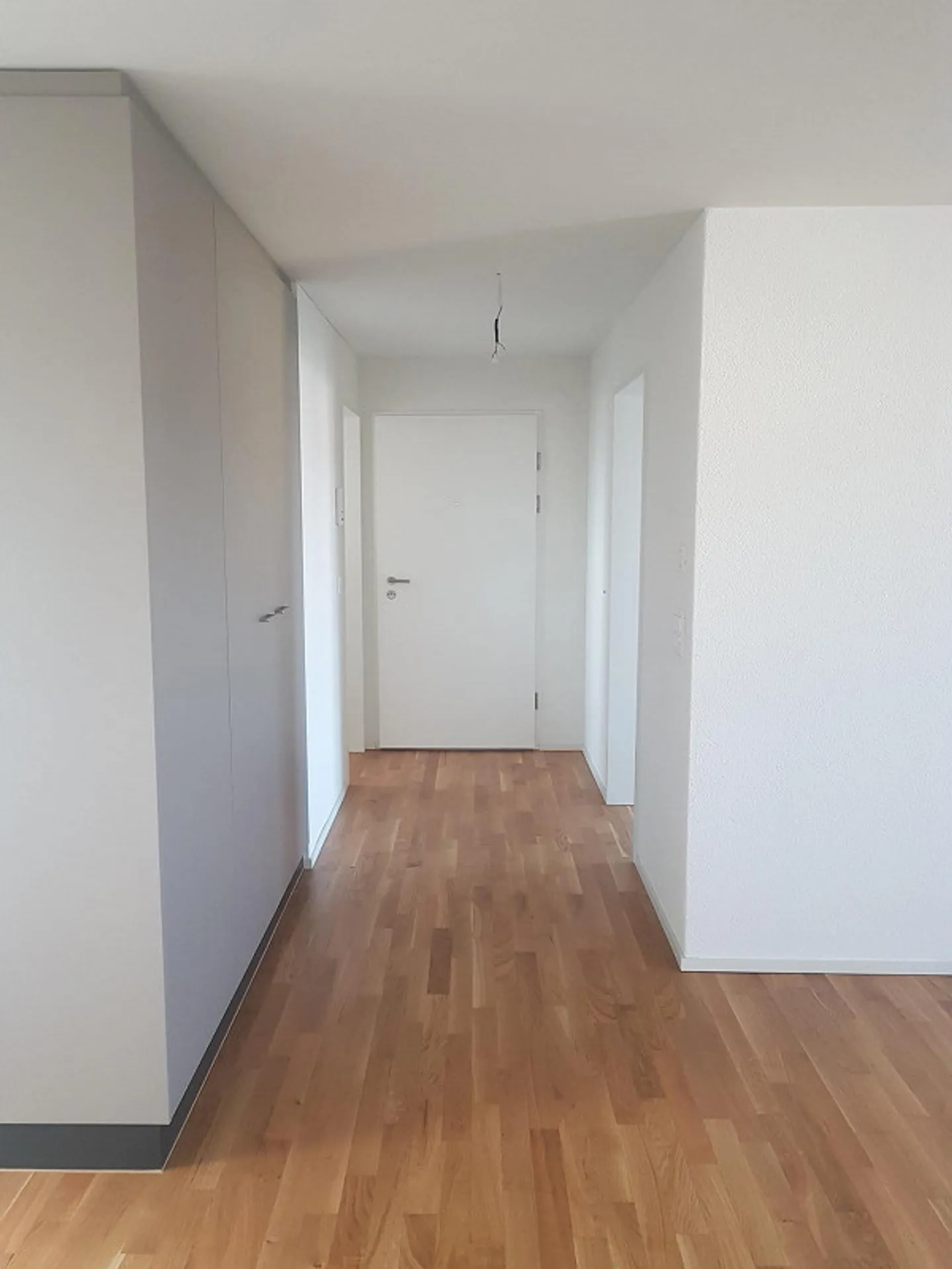 Appartamento moderno di 2,5 stanze con balcone coperto - Foto 4 di 10