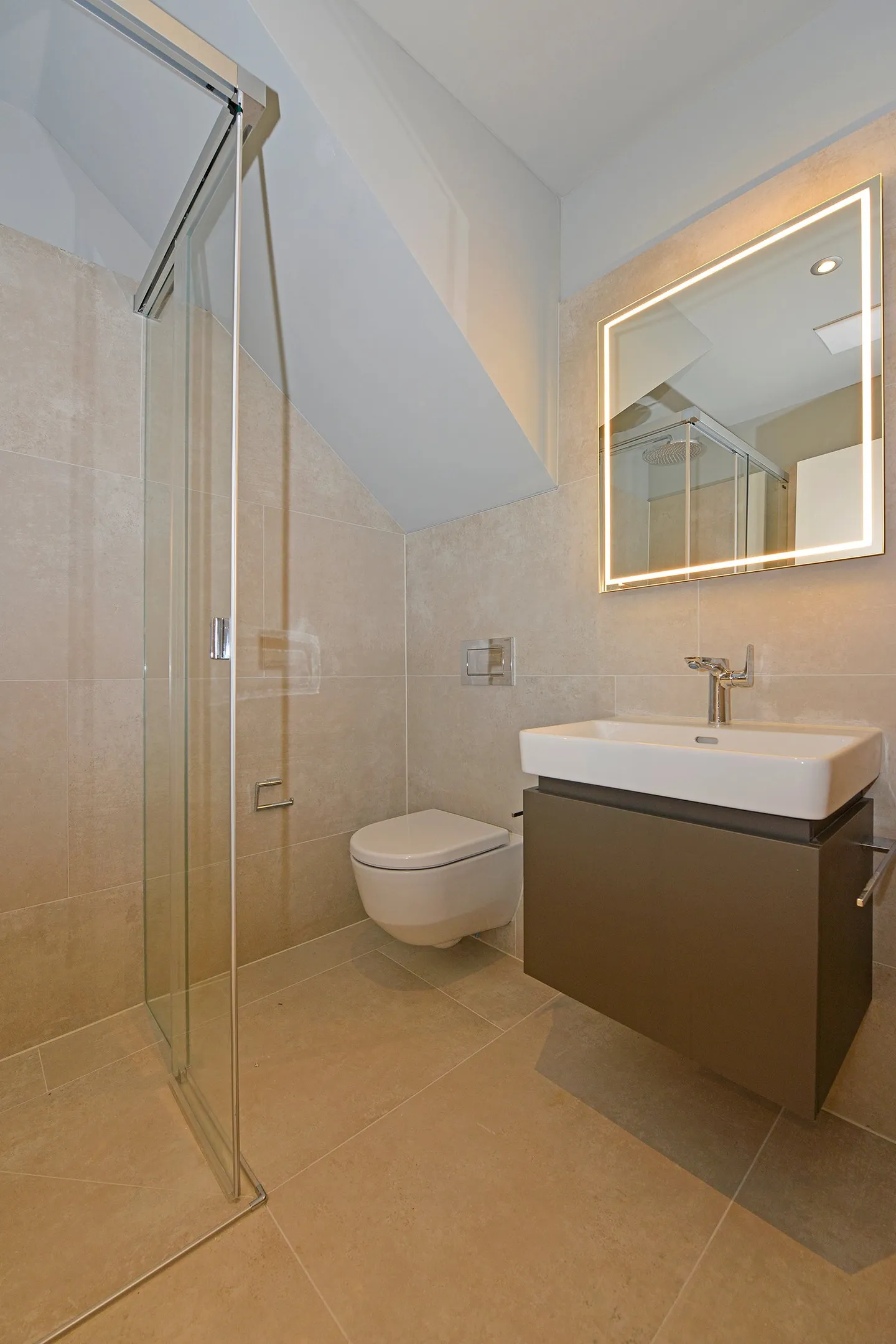 High-quality 3.5 room maisonette apartment (100m²+) in Bassersdorf - Photo 6 of 13