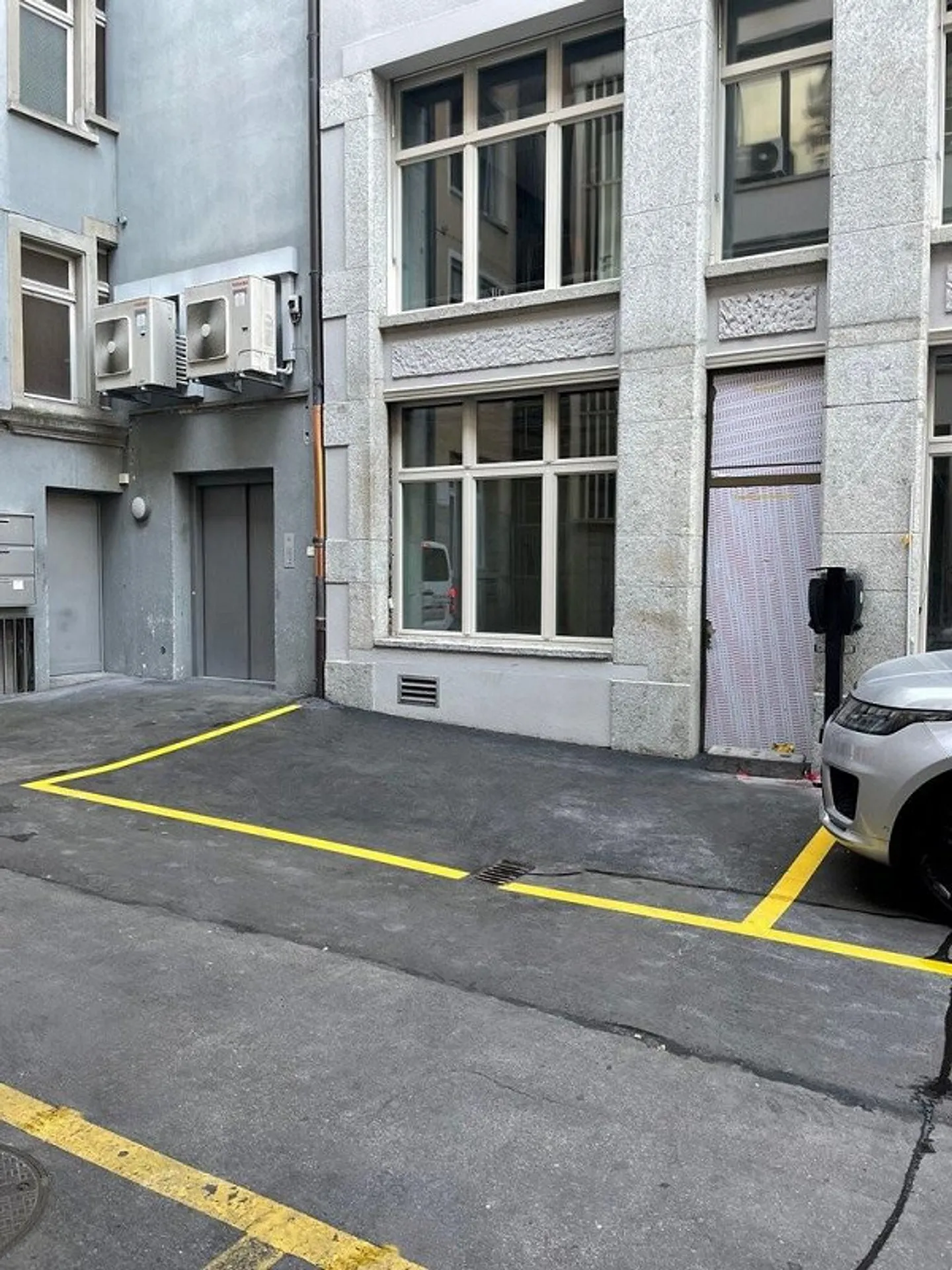 Posto auto in affitto a Zurigo - Foto 1 di 3