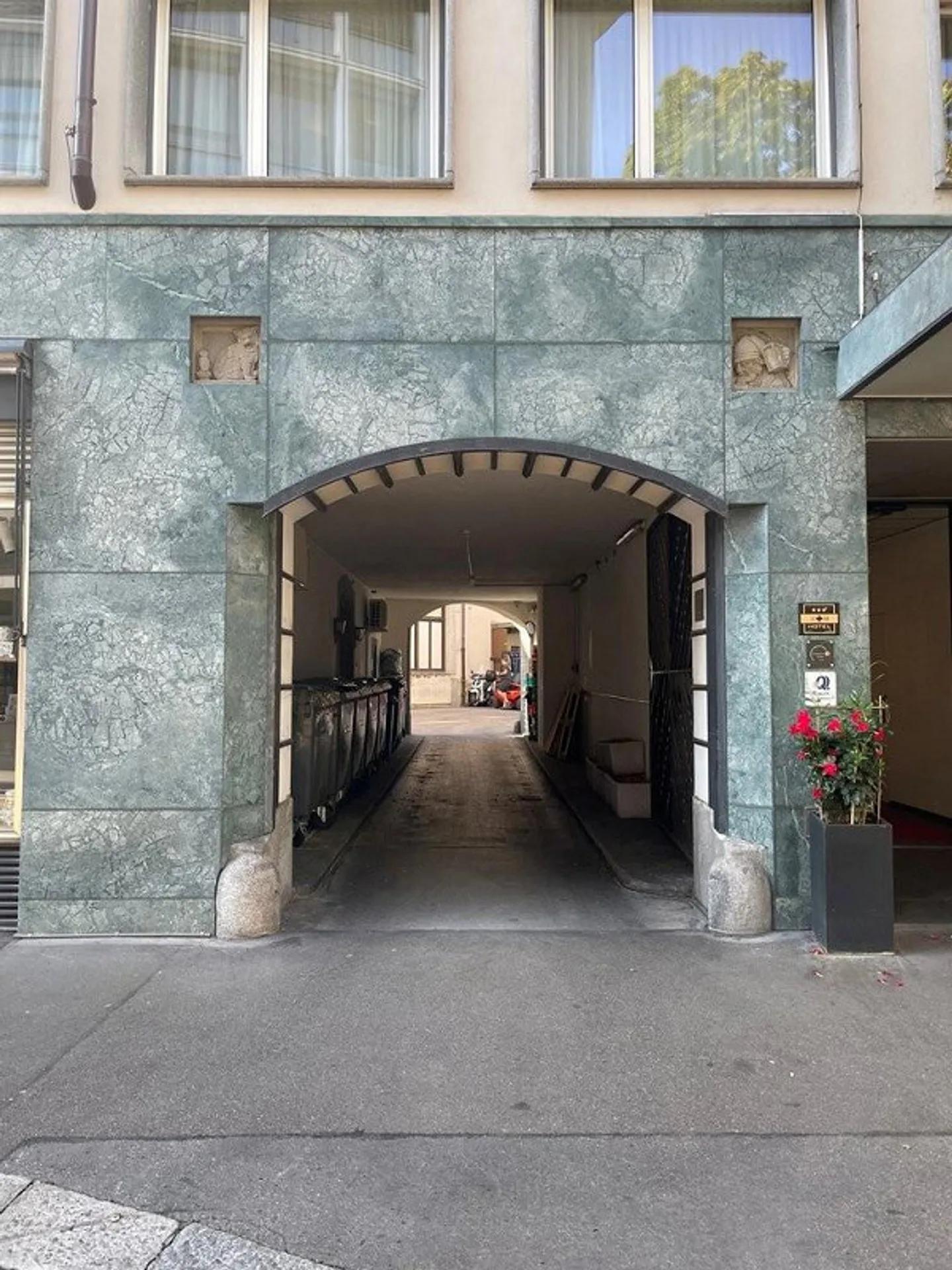 Posto auto in affitto a Zurigo - Foto 2 di 3