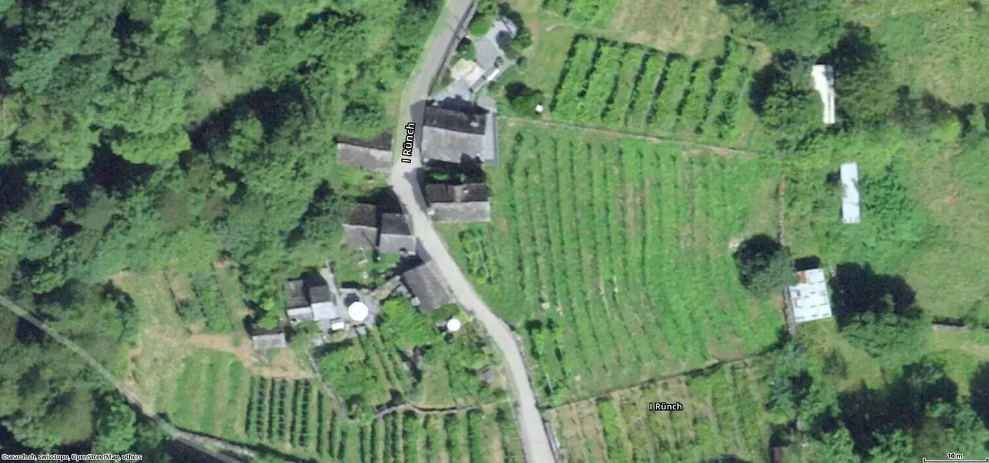 Rustique de 3 pièces à rénover avec grand terrain de prairie et de forêt - Photo 11 sur 14