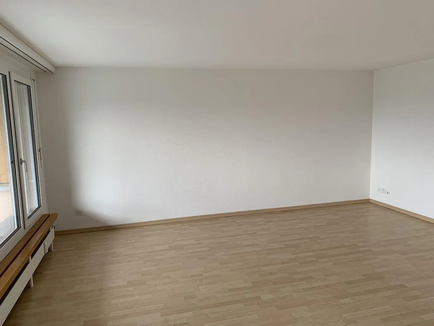 Attraktive Wohnung mit schöner Aussicht ins Grüne! - Foto 4 von 13