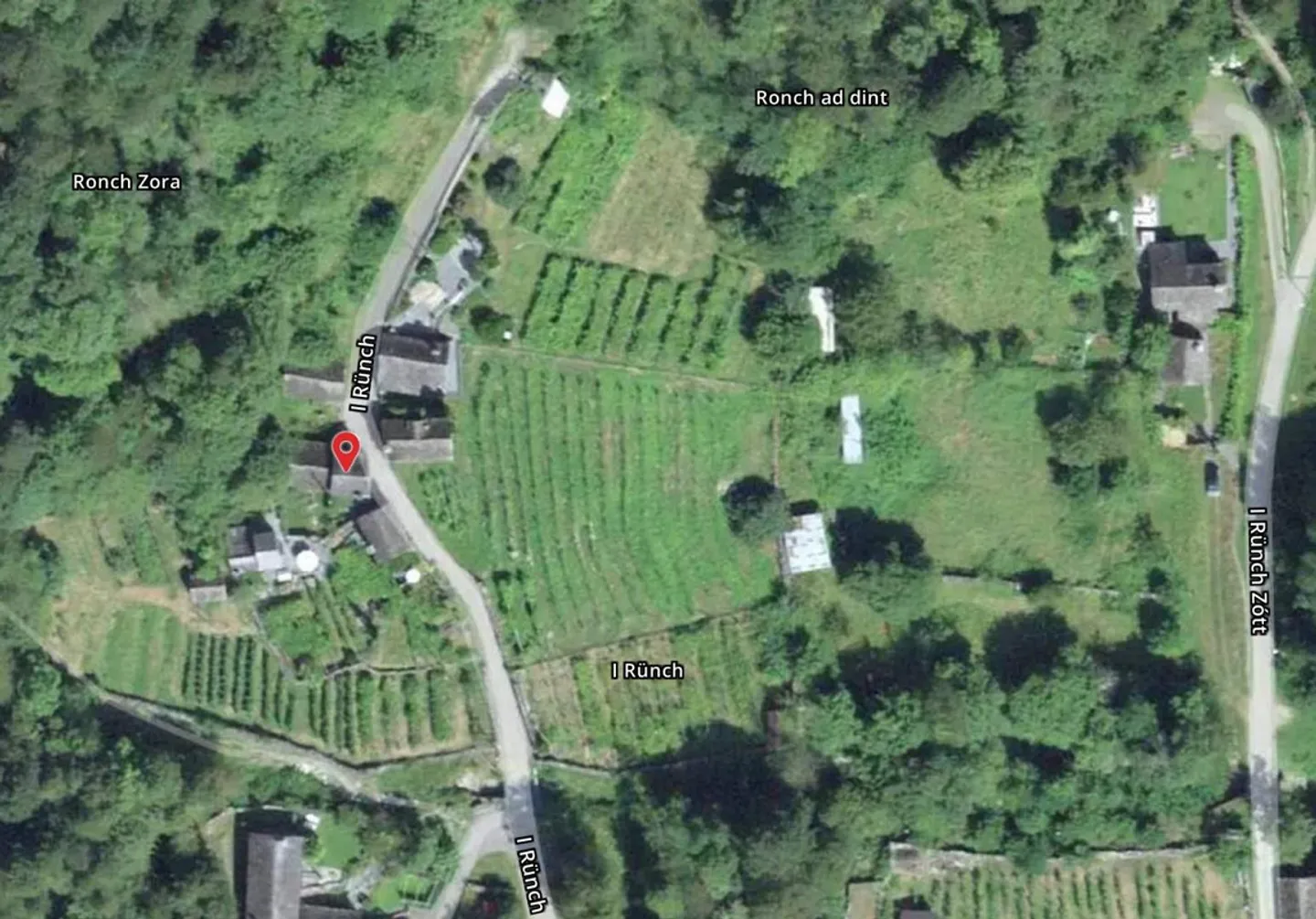 Rustique de 3 pièces à rénover avec grand terrain de prairie et de forêt - Photo 12 sur 14