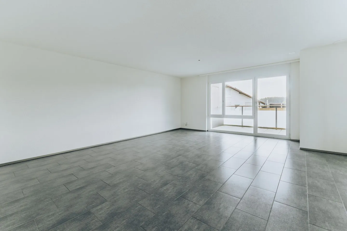 Appartement 4.5 pièces dans un environnement calme avec vue sur la verdure - Photo 6 sur 18