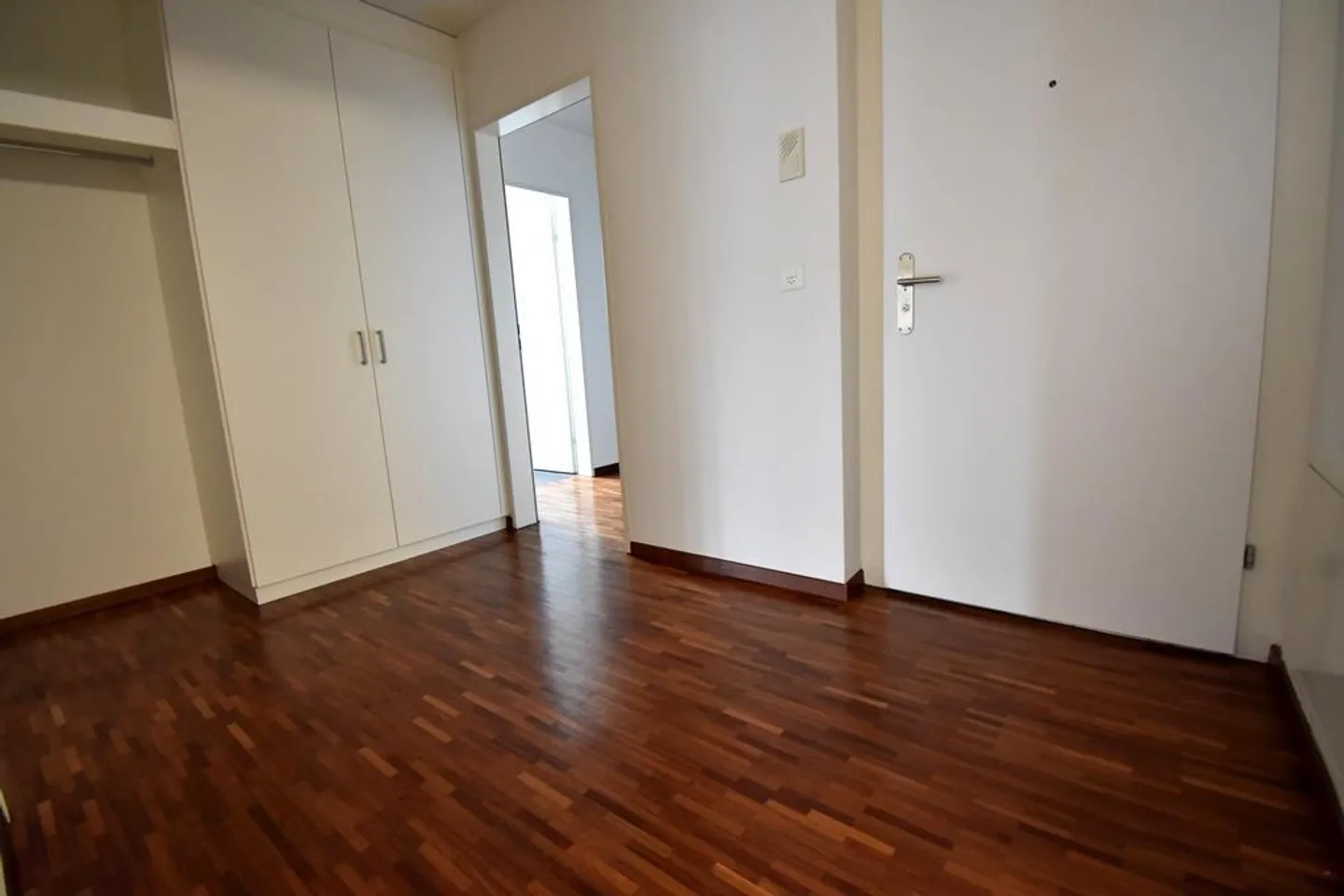 Grosszügige, moderne 3.5 Zimmer-Wohnung nähe Kantonsspital - Foto 5 von 8
