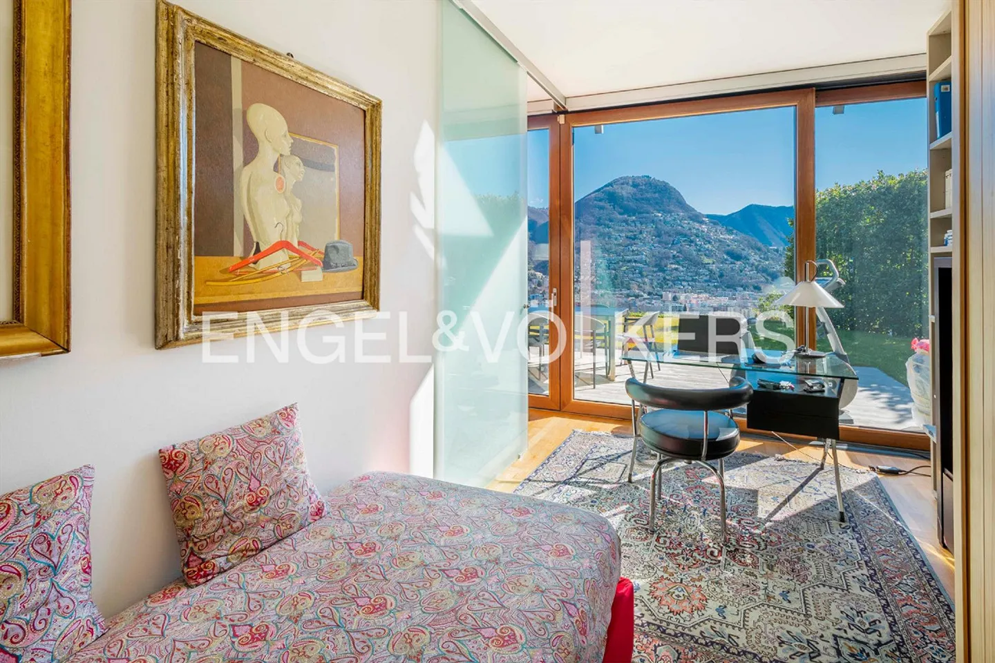 High-quality apartment with garden and lake view - Photo 10 of 13