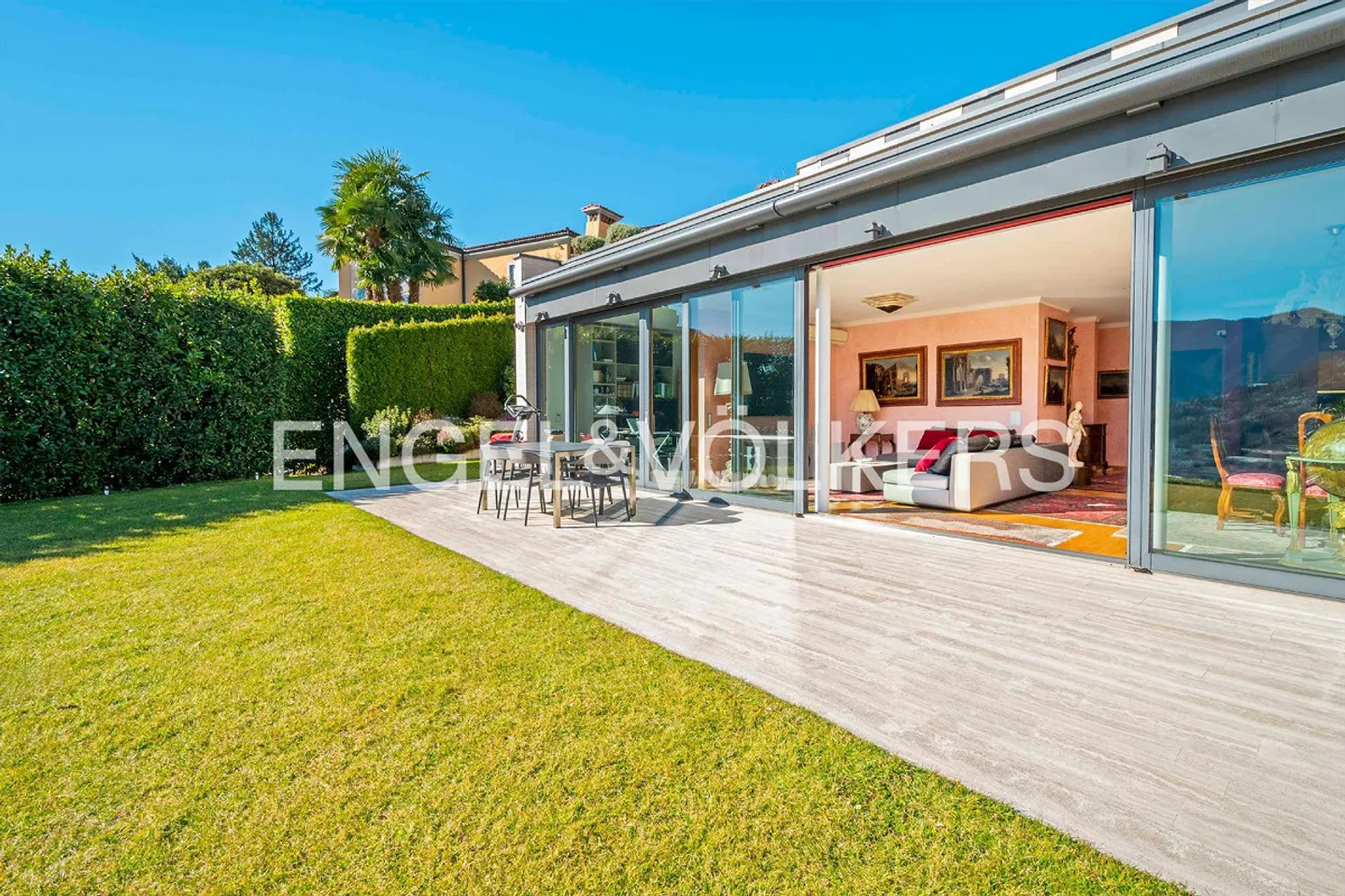 High-quality apartment with garden and lake view - Photo 13 of 13